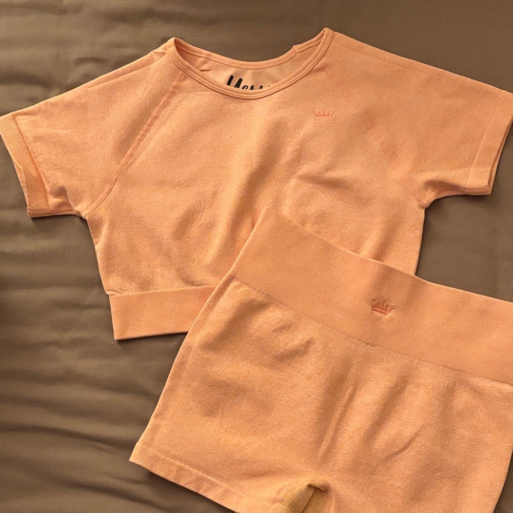 Orange Workout Set!